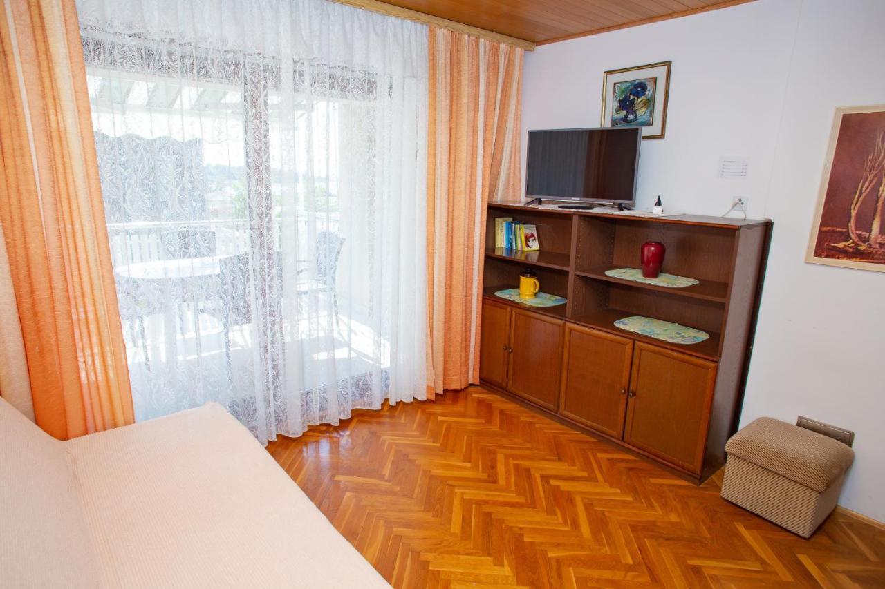 Apartments & Rooms Peranic Novalja Luaran gambar
