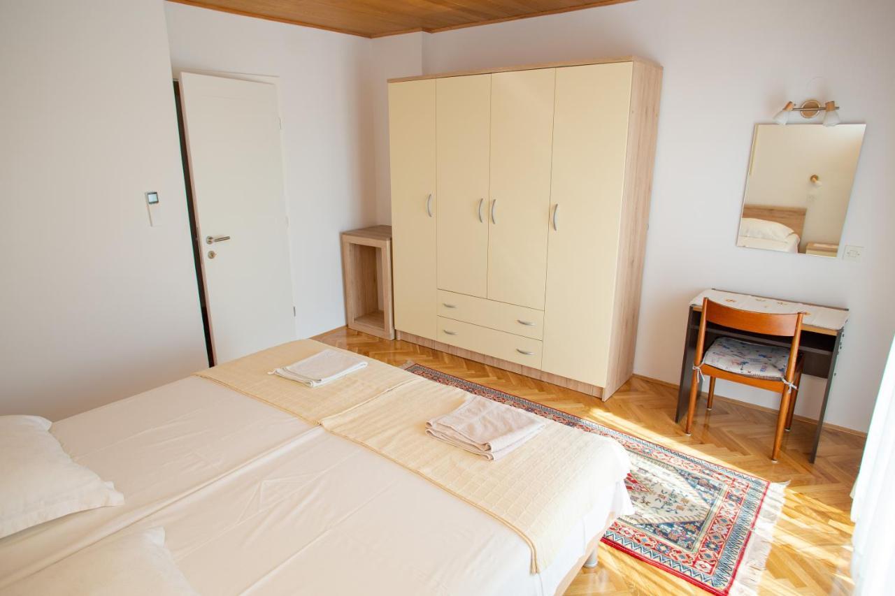 Apartments & Rooms Peranic Novalja Luaran gambar