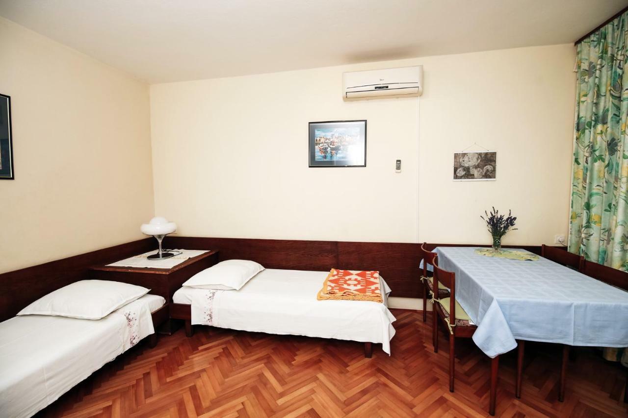 Apartments & Rooms Peranic Novalja Luaran gambar