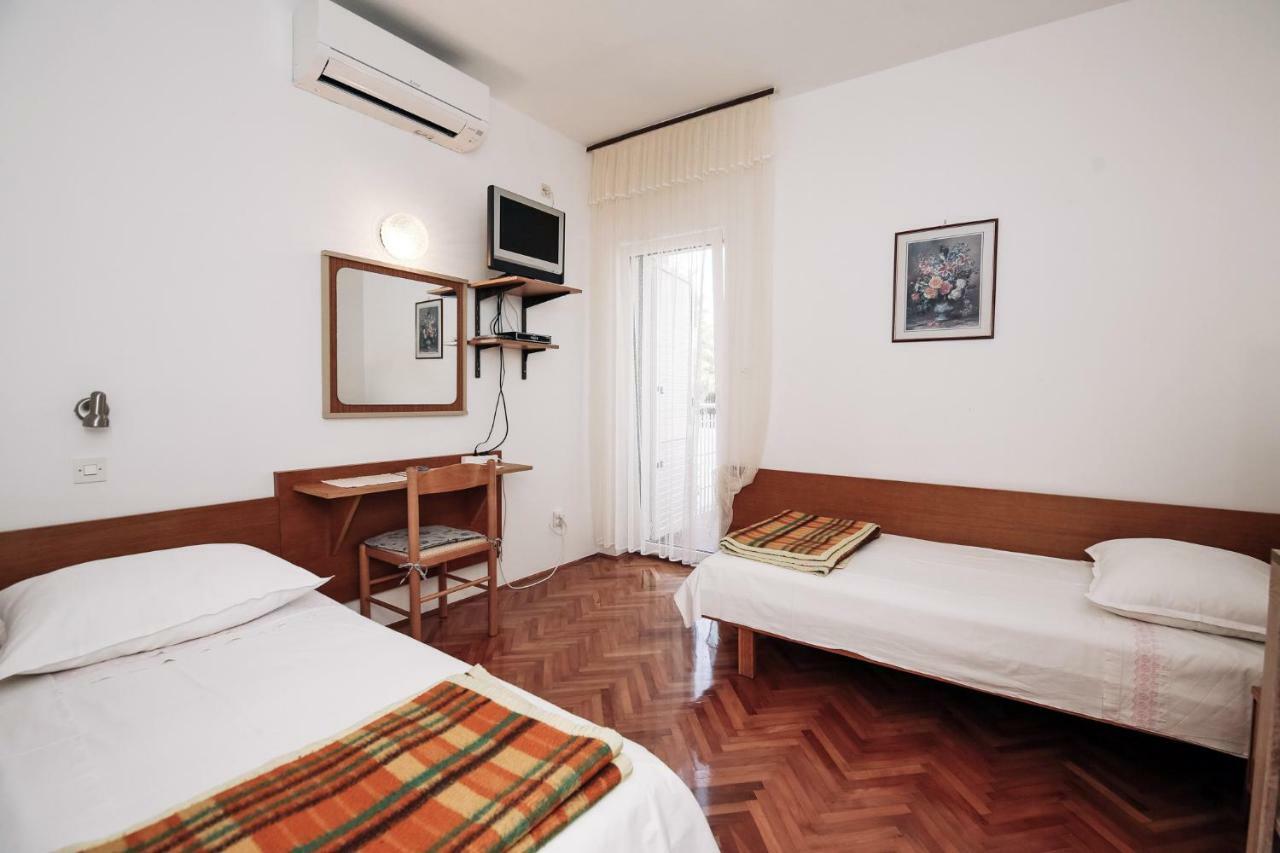 Apartments & Rooms Peranic Novalja Luaran gambar