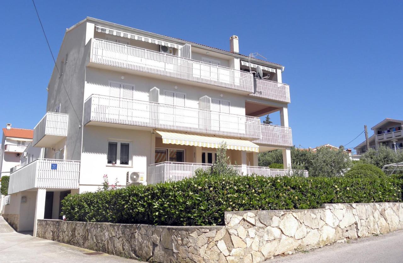 Apartments & Rooms Peranic Novalja Luaran gambar