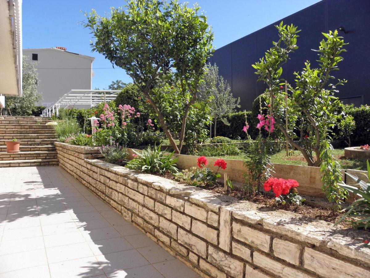 Apartments & Rooms Peranic Novalja Luaran gambar